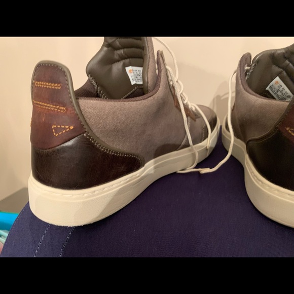 Timberland Shoes like new 10.5 - Picture 6 of 12